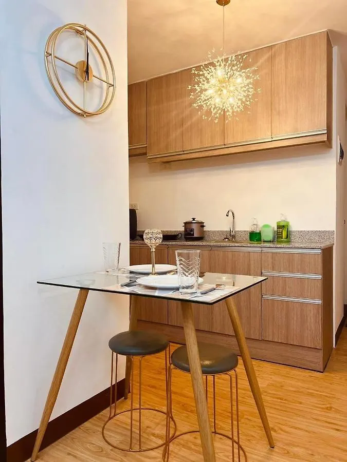 Casa De Arezzo Aparthotel Davao